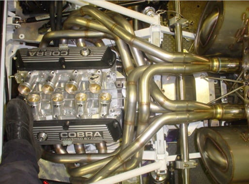Ford_gt40_exhaust_system.jpg
