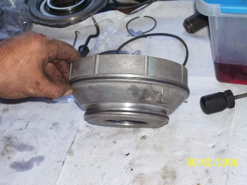 File:TH350lowpiston.jpg